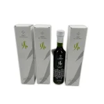 Front view of Oro del Desierto Early Harvest Limited Edition 1/10 extra virgin olive oil in its elegant limited-edition packaging.