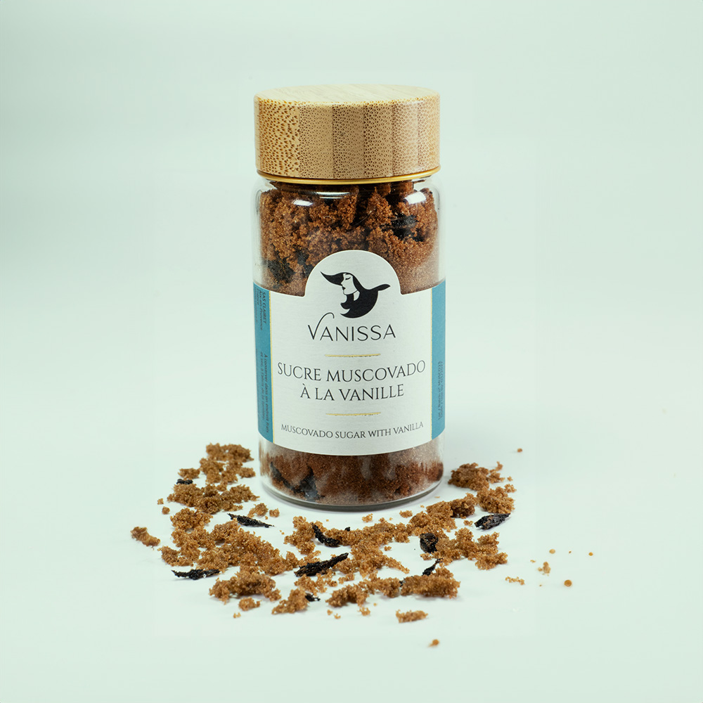 Muscovado sugar with manilla Muscovado Unrefined Sugar with Vanilla a unique blend .Perfect for sweet treats, hot drinks, and even some savory dishes.