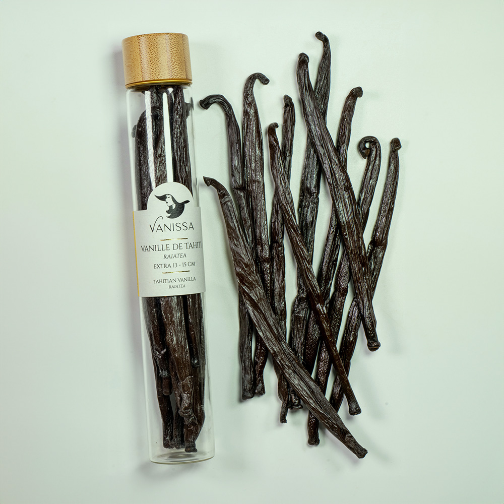Bourbon Vanilla Madagascar (2 Pods) Dive into the exquisite taste of Bourbon Vanilla Madagascar (2 Pods). A must-have for top chefs, discover the unique blend of freshness and sweet intensity.