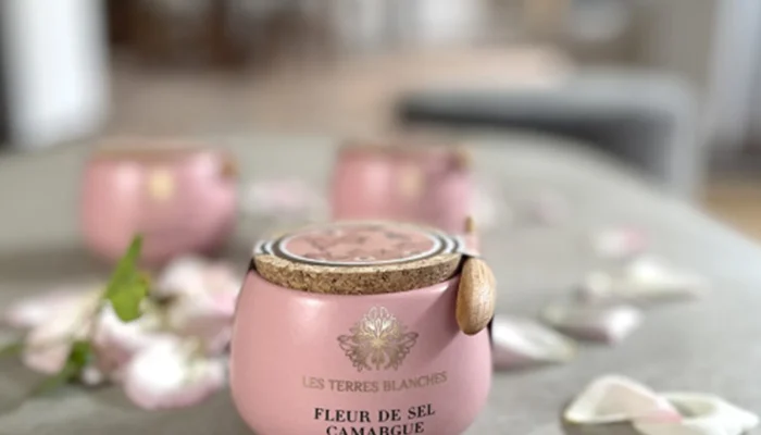 Pink Salt Fleur de Sel from Camargue Pink Salt Fleur de Sel from Camargue
