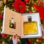 Elegant Flacon Couture olive oil bottle with sculptural luxury design