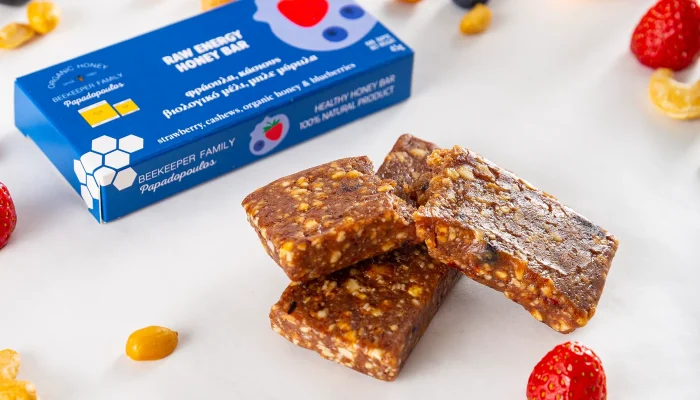 Nut and fruit energy bar by Beekeeper Family, 45g healthy snack Nut and fruit energy bar by Beekeeper Family, 45g healthy snack