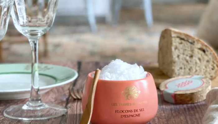Natural sea salt flakes in elegant packaging Natural sea salt flakes in elegant packaging